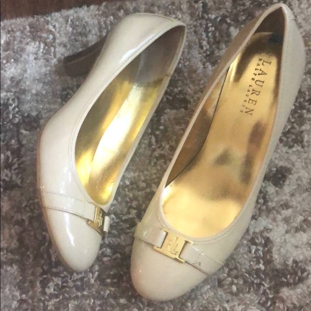 Ralph Lauren pumps🌺🌺🌺